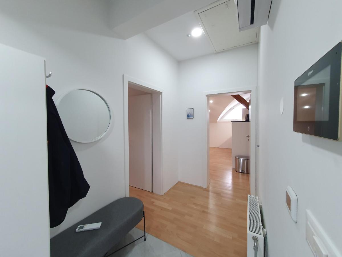 Charming Apartment Mila In Privat House With Free Parking Ljubljana Bagian luar foto